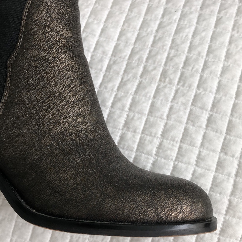 Sam Edelman Booties. - Picture 5 of 8
